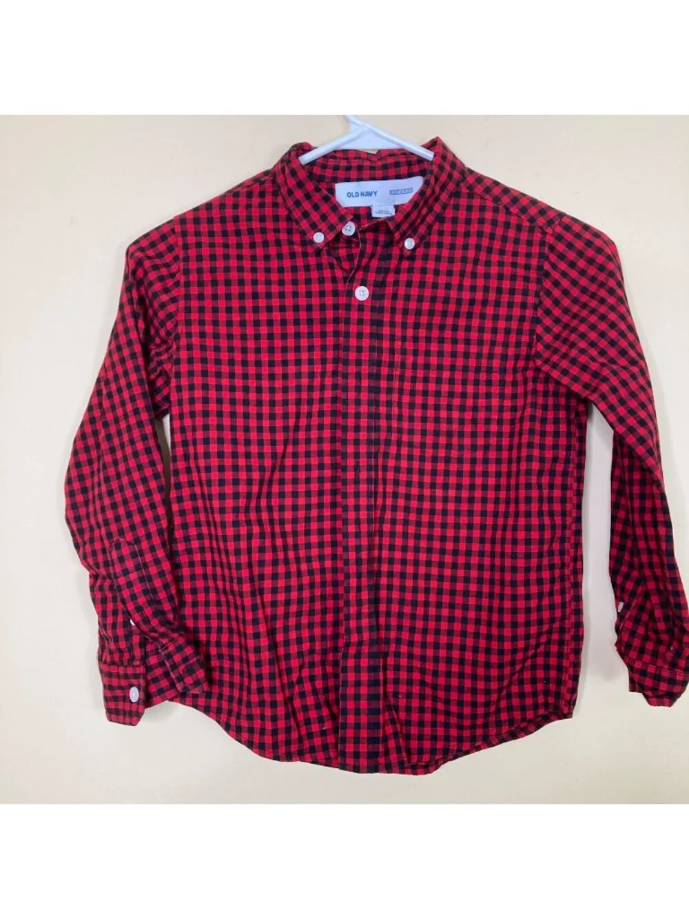 Old Navy Button Down Shirt Boys Small 6 7 Plaid Red Black Long Sleeve
